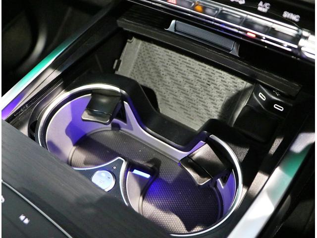 Ｇクラス Ｇ４５０ｄ　ＡＭＧラインパッケージ　ＭＡＮＵＦＡＫＴＵＲプログラムプラス　ロゴパッケージ　ボディ同色スペアタイヤリング　ツートンカラーステアリング　ウッドインテリアトリム（32枚目）