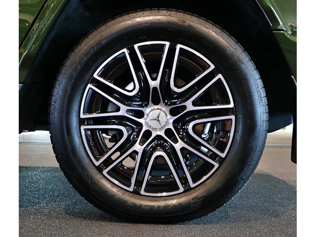 Ｇクラス Ｇ４５０ｄ　ＡＭＧラインパッケージ　ＭＡＮＵＦＡＫＴＵＲプログラムプラス　ロゴパッケージ　ボディ同色スペアタイヤリング　ツートンカラーステアリング　ウッドインテリアトリム（72枚目）