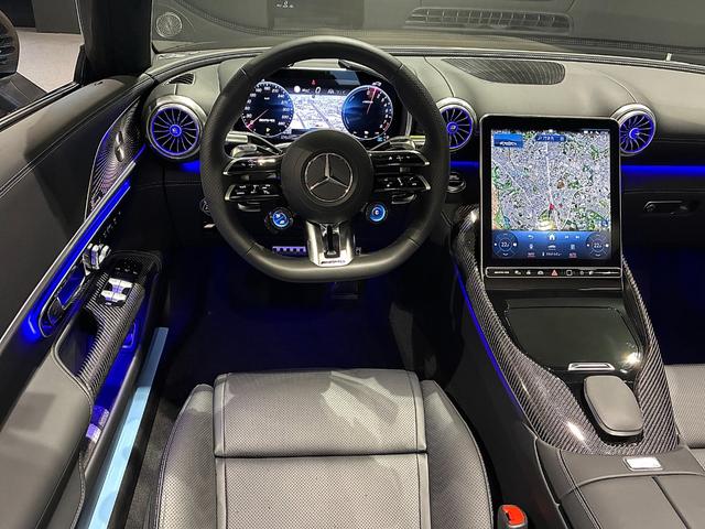 ＳＬ ＳＬ６３　Ｓ　Ｅ　パフォーマンス　ＡＭＧカーボンパッケージ　ＡＭＧカーボンセラミックブレーキ　ヘッドアップディスプレイ　ソフトトップ（ブラック）（18枚目）