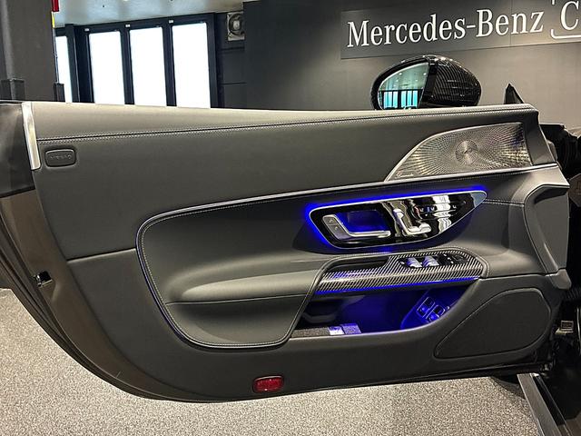 ＳＬ ＳＬ６３　Ｓ　Ｅ　パフォーマンス　ＡＭＧカーボンパッケージ　ＡＭＧカーボンセラミックブレーキ　ヘッドアップディスプレイ　ソフトトップ（ブラック）（22枚目）