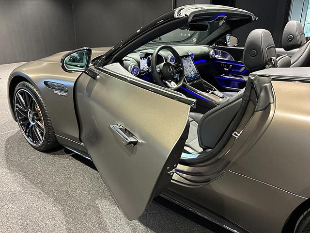 ＳＬ ＳＬ６３　Ｓ　Ｅ　パフォーマンス　ＡＭＧカーボンパッケージ　ＡＭＧカーボンセラミックブレーキ　ヘッドアップディスプレイ　ソフトトップ（ブラック）（26枚目）