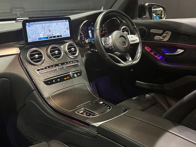 ＧＬＣ ＧＬＣ２２０ｄ　４マチック　ＡＭＧライン　パノラミックスライディングルーフ　６４色アンビエントライト　後期モデル　ＭＢＵＸ（8枚目）