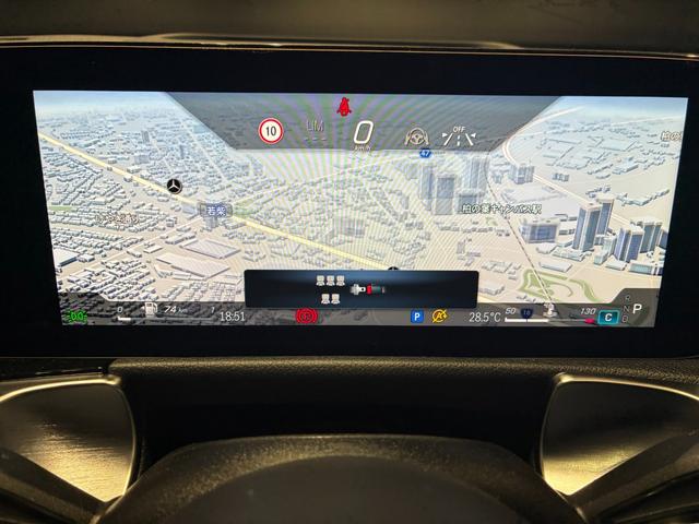 ＧＬＢ ＧＬＢ２００ｄ　４マチック　アーバンスターズ　パノラミックスライディングルーフ　本革シート　２０インチＡＭＧアルミホイール　６４色アンビエントライト　３６０°カメラ　フットトランクオープナー　ＡＭＧライン　ＭＢＵＸ　ＡＲナビ（35枚目）