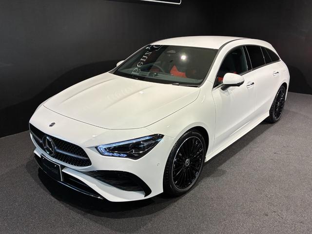 ＣＬＡクラス シューティングブレーク ＣＬＡ２００ｄシューティングブレークアーバンスターズ　本革シート（レッドペッパーブラック）　マルチビームＬＥＤヘッドライト　３６０°カメラシステム　スポーティエンジンサウンド　フットトランクオープナー　１９インチＡＭＧブラックアルミホイール　ＭＢＵＸ（4枚目）