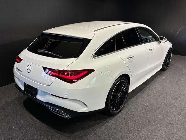 ＣＬＡクラス シューティングブレーク ＣＬＡ２００ｄシューティングブレークアーバンスターズ　本革シート（レッドペッパーブラック）　マルチビームＬＥＤヘッドライト　３６０°カメラシステム　スポーティエンジンサウンド　フットトランクオープナー　１９インチＡＭＧブラックアルミホイール　ＭＢＵＸ（7枚目）