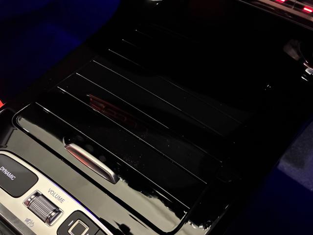 ＣＬＡクラス シューティングブレーク ＣＬＡ２００ｄシューティングブレークアーバンスターズ　本革シート（レッドペッパーブラック）　マルチビームＬＥＤヘッドライト　３６０°カメラシステム　スポーティエンジンサウンド　フットトランクオープナー　１９インチＡＭＧブラックアルミホイール　ＭＢＵＸ（40枚目）