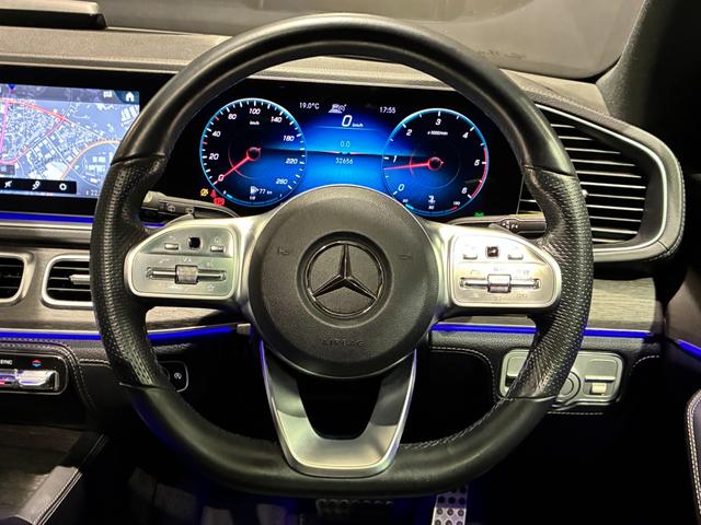 GLE GLE400d 4マチックスポーツ パノラミックスライディングルーフ MBUX 64色アンビエントライト 黒本革シート(13枚目)