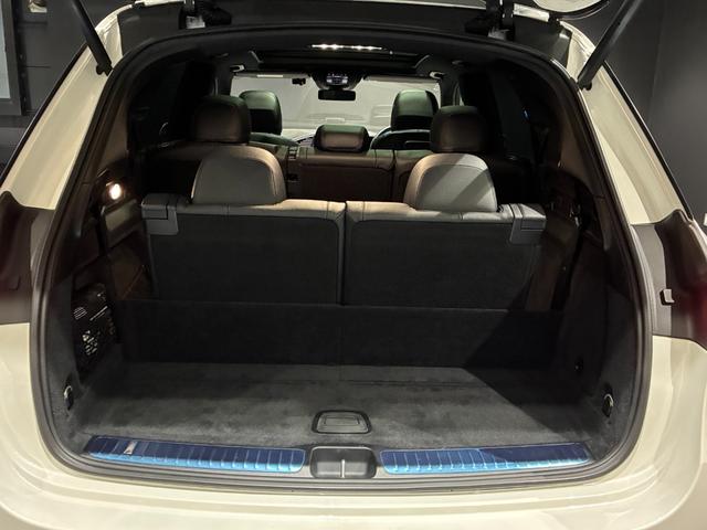 GLE GLE400d 4マチックスポーツ パノラミックスライディングルーフ MBUX 64色アンビエントライト 黒本革シート(52枚目)