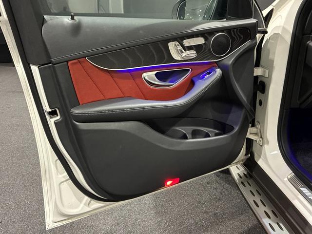 GLC GLC43 4マチック 後期モデル パノラミックスライディングルーフ 64色アンビエントライト MBUX(23枚目)