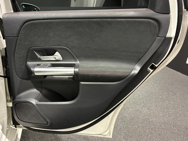 Ｂクラス Ｂ２００ｄ　ＡＭＧライン　レーダーセーフティパッケージ　ナビゲーションパッケージ　ＭＢＵＸ（19枚目）