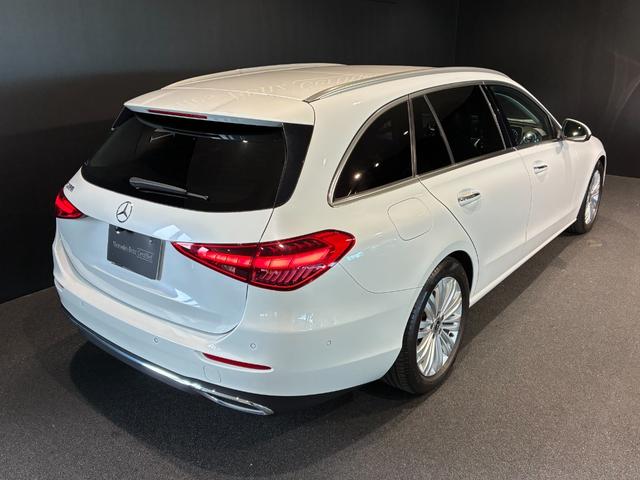 Ｃクラスステーションワゴン Ｃ２００ステーションワゴン　アバンギャルド　ベーシックパッケージ　ヘッドアップディスプレイ　ＭＢＵＸ　ＡＲナビゲーション　３６０°カメラ　アバンギャルドラインエクステリア＆インテリア　１７インチアルミ　前席シートヒーター　アダプティブハイビーム（7枚目）