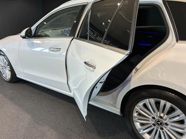Ｃクラスステーションワゴン Ｃ２００ステーションワゴン　アバンギャルド　ベーシックパッケージ　ヘッドアップディスプレイ　ＭＢＵＸ　ＡＲナビゲーション　３６０°カメラ　アバンギャルドラインエクステリア＆インテリア　１７インチアルミ　前席シートヒーター　アダプティブハイビーム（29枚目）