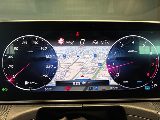 Ｃクラスステーションワゴン Ｃ２００ステーションワゴン　アバンギャルド　ベーシックパッケージ　ヘッドアップディスプレイ　ＭＢＵＸ　ＡＲナビゲーション　３６０°カメラ　アバンギャルドラインエクステリア＆インテリア　１７インチアルミ　前席シートヒーター　アダプティブハイビーム（32枚目）