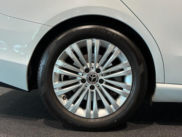 Ｃクラスステーションワゴン Ｃ２００ステーションワゴン　アバンギャルド　ベーシックパッケージ　ヘッドアップディスプレイ　ＭＢＵＸ　ＡＲナビゲーション　３６０°カメラ　アバンギャルドラインエクステリア＆インテリア　１７インチアルミ　前席シートヒーター　アダプティブハイビーム（49枚目）