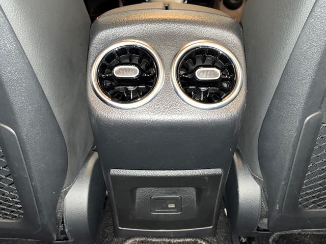 CLAクラス シューティングブレーク CLA200d シューティングブレークAMGラインP スポーツシート スポーツブレーキシステム マルチビームLEDヘッドライト 18インチAMGアルミホイール MBUX(20枚目)