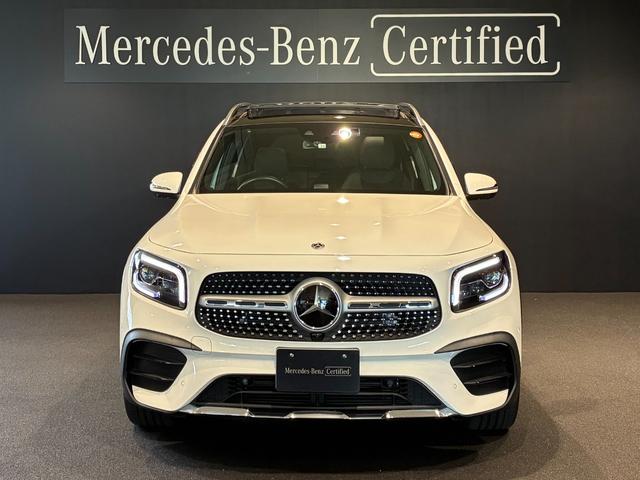 GLB GLB200d 4マチック AMGラインパッケージ パノラミックスライディングルーフ 19インチAMGアルミホイール スポーツシートレザーARTICO カーボン調インテリアトリム マルチビームLEDヘッドライト MBUXナビゲーション(3枚目)