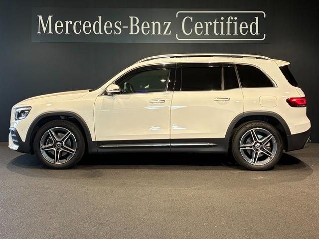 GLB GLB200d 4マチック AMGラインパッケージ パノラミックスライディングルーフ 19インチAMGアルミホイール スポーツシートレザーARTICO カーボン調インテリアトリム マルチビームLEDヘッドライト MBUXナビゲーション(6枚目)