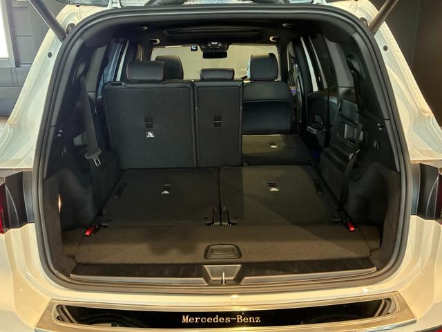 GLB GLB200d 4マチック AMGラインパッケージ パノラミックスライディングルーフ 19インチAMGアルミホイール スポーツシートレザーARTICO カーボン調インテリアトリム マルチビームLEDヘッドライト MBUXナビゲーション(46枚目)