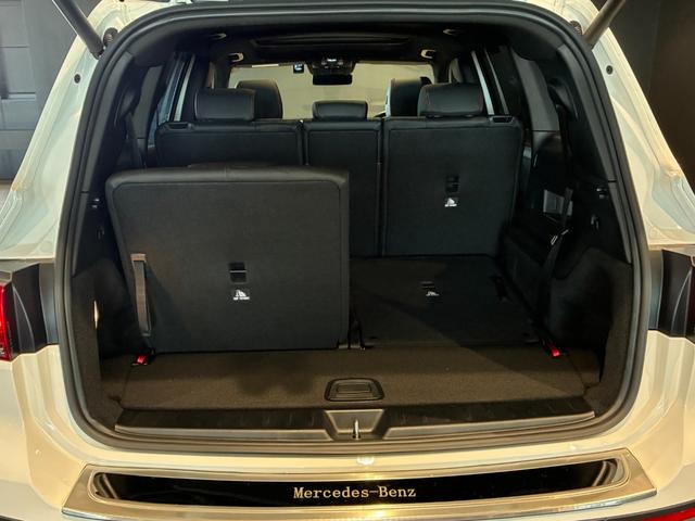 GLB GLB200d 4マチック AMGラインパッケージ パノラミックスライディングルーフ 19インチAMGアルミホイール スポーツシートレザーARTICO カーボン調インテリアトリム マルチビームLEDヘッドライト MBUXナビゲーション(48枚目)