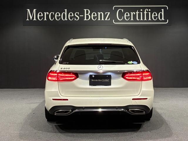 Ｅクラスステーションワゴン Ｅ２００ステーションワゴンアバンギャルドＡＭＧライン　エクスクルーシブパッケージ　Ｂｕｒｍｅｓｔｅｒサウンドシステム　　エアバランスパッケージ　ヘッドアップディスプレイ　前席後席シートヒーター（10枚目）