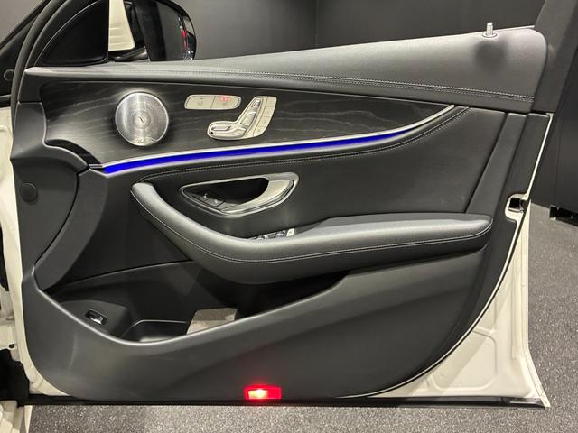 Ｅクラスステーションワゴン Ｅ２００ステーションワゴンアバンギャルドＡＭＧライン　エクスクルーシブパッケージ　Ｂｕｒｍｅｓｔｅｒサウンドシステム　　エアバランスパッケージ　ヘッドアップディスプレイ　前席後席シートヒーター（16枚目）