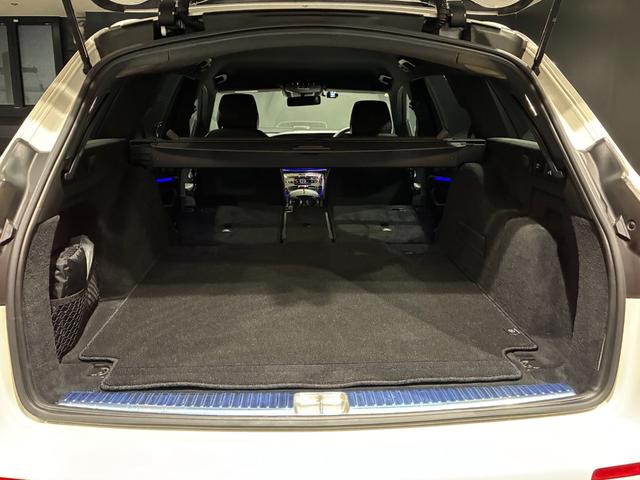 Ｅクラスステーションワゴン Ｅ２００ステーションワゴンアバンギャルドＡＭＧライン　エクスクルーシブパッケージ　Ｂｕｒｍｅｓｔｅｒサウンドシステム　　エアバランスパッケージ　ヘッドアップディスプレイ　前席後席シートヒーター（44枚目）