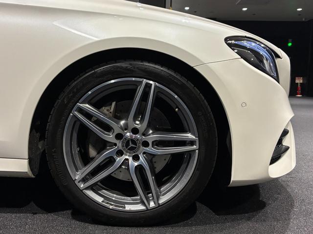Ｅクラスステーションワゴン Ｅ２００ステーションワゴンアバンギャルドＡＭＧライン　エクスクルーシブパッケージ　Ｂｕｒｍｅｓｔｅｒサウンドシステム　　エアバランスパッケージ　ヘッドアップディスプレイ　前席後席シートヒーター（50枚目）