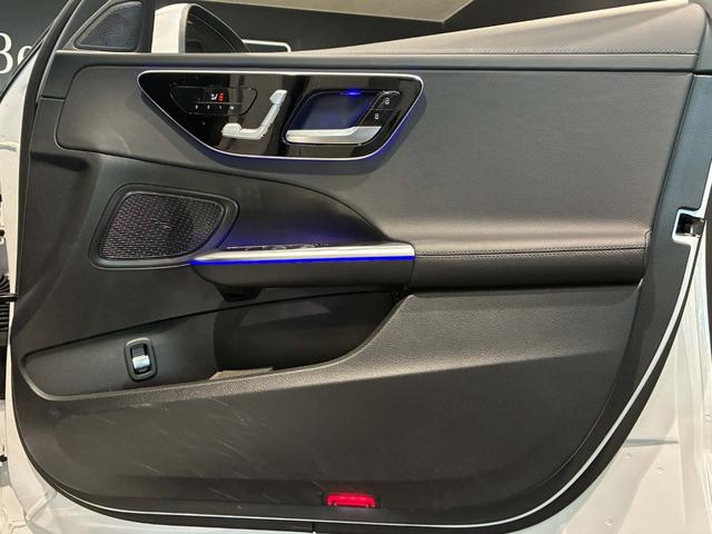 Cクラス C200アバンギャルド AMGラインパッケージ ドライバーズパッケージ パノラミックスライディングルーフ リアアスクルステアリング(13枚目)