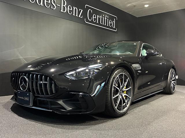 ＧＴ ４３　クーペ　ＡＭＧドライビングパッケージ　ヘッドアップディスプレイ　ホワイトレザー（ダイヤモンドステッチ）　リアアクスルステアリング　イエローキャリパー　可変式リアウイングスポイラー　ＭＢＵＸ（6枚目）