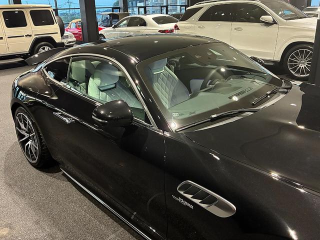 ＧＴ ４３　クーペ　ＡＭＧドライビングパッケージ　ヘッドアップディスプレイ　ホワイトレザー（ダイヤモンドステッチ）　リアアクスルステアリング　イエローキャリパー　可変式リアウイングスポイラー　ＭＢＵＸ（20枚目）