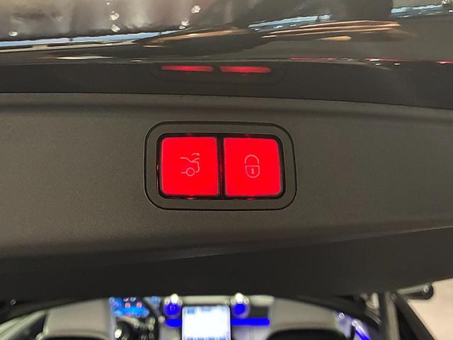 ＧＴ ４３　クーペ　ＡＭＧドライビングパッケージ　ヘッドアップディスプレイ　ホワイトレザー（ダイヤモンドステッチ）　リアアクスルステアリング　イエローキャリパー　可変式リアウイングスポイラー　ＭＢＵＸ（46枚目）