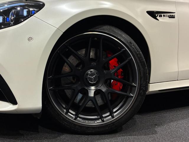 Eクラスステーションワゴン E63 S 4マチック+ ステーションワゴン エクスクルーシブパッケージ パノラミックスライディングルーフ アクティブマルチコントロールシート リラクゼーション機能 シートベンチレーター Burmesterサウンド マットブラック20インチアルミ(10枚目)