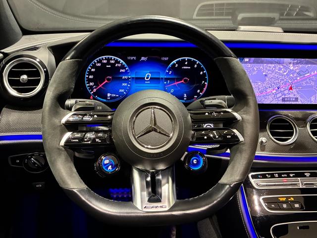 Eクラスステーションワゴン E63 S 4マチック+ ステーションワゴン エクスクルーシブパッケージ パノラミックスライディングルーフ アクティブマルチコントロールシート リラクゼーション機能 シートベンチレーター Burmesterサウンド マットブラック20インチアルミ(13枚目)