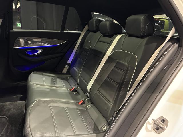 Eクラスステーションワゴン E63 S 4マチック+ ステーションワゴン エクスクルーシブパッケージ パノラミックスライディングルーフ アクティブマルチコントロールシート リラクゼーション機能 シートベンチレーター Burmesterサウンド マットブラック20インチアルミ(17枚目)