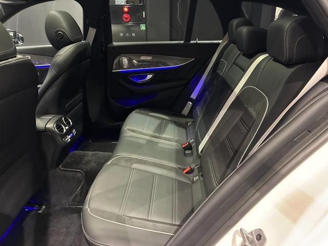 Eクラスステーションワゴン E63 S 4マチック+ ステーションワゴン エクスクルーシブパッケージ パノラミックスライディングルーフ アクティブマルチコントロールシート リラクゼーション機能 シートベンチレーター Burmesterサウンド マットブラック20インチアルミ(18枚目)