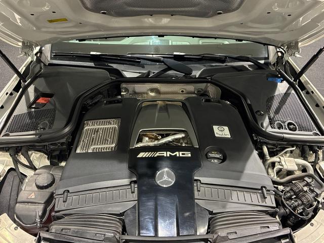 Eクラスステーションワゴン E63 S 4マチック+ ステーションワゴン エクスクルーシブパッケージ パノラミックスライディングルーフ アクティブマルチコントロールシート リラクゼーション機能 シートベンチレーター Burmesterサウンド マットブラック20インチアルミ(46枚目)