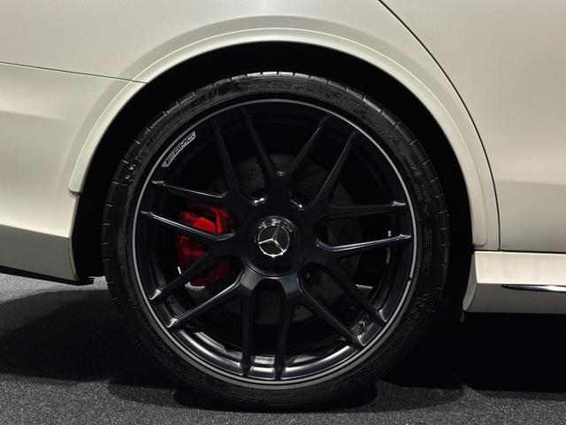 Eクラスステーションワゴン E63 S 4マチック+ ステーションワゴン エクスクルーシブパッケージ パノラミックスライディングルーフ アクティブマルチコントロールシート リラクゼーション機能 シートベンチレーター Burmesterサウンド マットブラック20インチアルミ(48枚目)