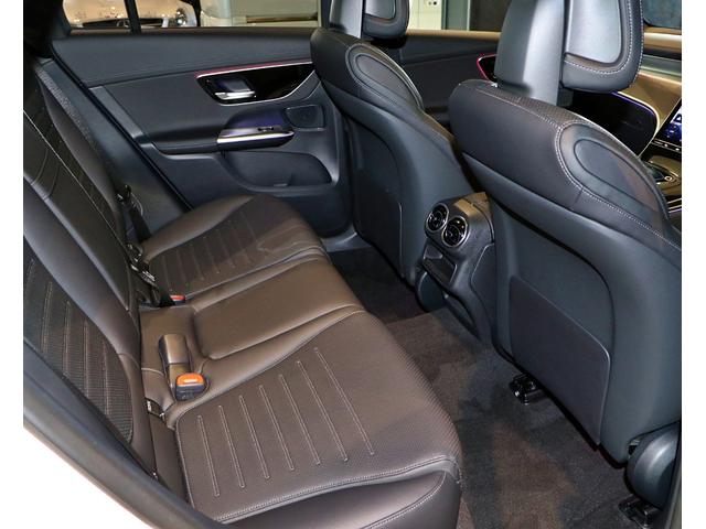 GLC GLC220d 4マチック コア AMGラインP パノラミックスライディングルーフ 360°カメラ デジタルライト レザーARTICOシート アンビエントライトプレミアム MBUX ARナビ スポーティエンジンサウンド 20インチアルミホイール(18枚目)