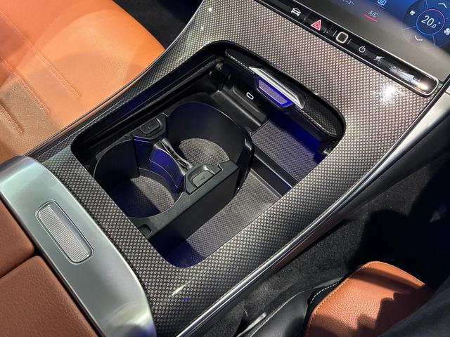 Cクラス C200アバンギャルド AMGライン レザーエクスクルーシブパッケージ ベーシックパッケージ パノラミックスライディングルーフ 18インチアルミホイール MBUX デジタルLEDライト 本革シート(シエナブラウン)(39枚目)