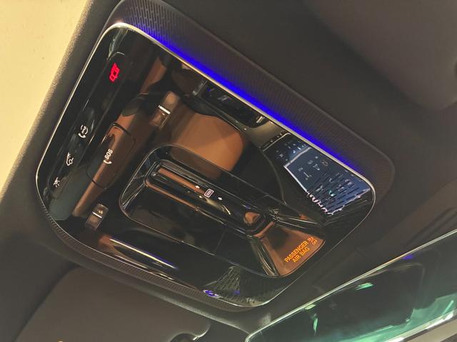 Cクラス C200アバンギャルド AMGライン レザーエクスクルーシブパッケージ ベーシックパッケージ パノラミックスライディングルーフ 18インチアルミホイール MBUX デジタルLEDライト 本革シート(シエナブラウン)(40枚目)