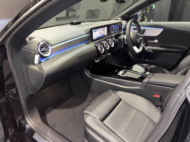 CLAクラス シューティングブレーク CLA200dシューティングブレークアーバンスターズ アドバンスドパッケージ ナイトパッケージ付 MBUX アンビエントライト64色(23枚目)