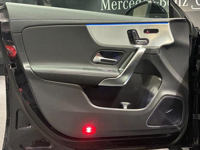 CLAクラス シューティングブレーク CLA200dシューティングブレークアーバンスターズ アドバンスドパッケージ ナイトパッケージ付 MBUX アンビエントライト64色(25枚目)