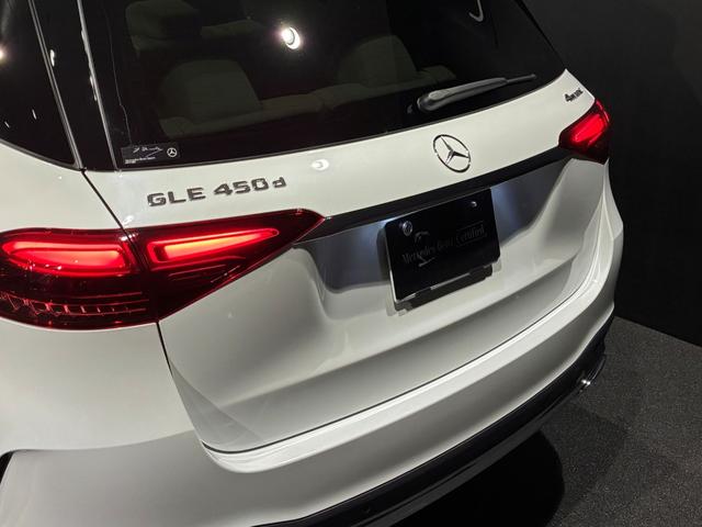 ＧＬＥ ＧＬＥ４５０ｄ　４マチックスポーツ　コア　パノラミックスライディングルーフ　ＡＭＧ２１インチアルミホール　Ｂｕｒｍｅｓｔｅｒサラウンドサウンドシステム　６４色アンビエントライト　ＭＢＵＸ　ＡＲナビ　シートベンチレーター　３６０°カメラ（9枚目）