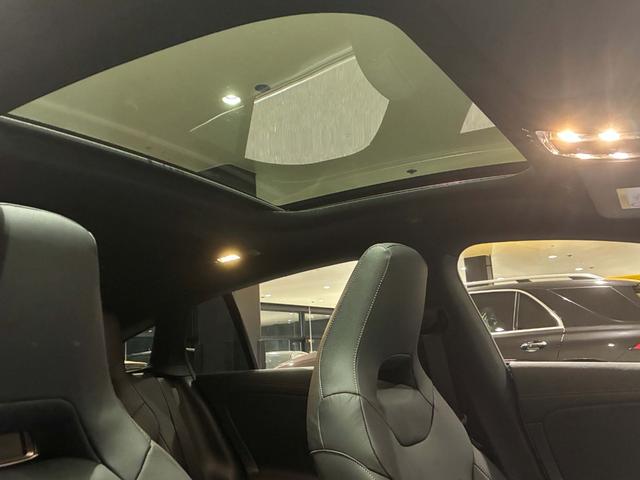 CLAクラス シューティングブレーク CLA200dシューティングブレークアーバンスターズ アドバンスドパッケージ ナイトパッケージ付 MBUX アンビエントライト64色(2枚目)