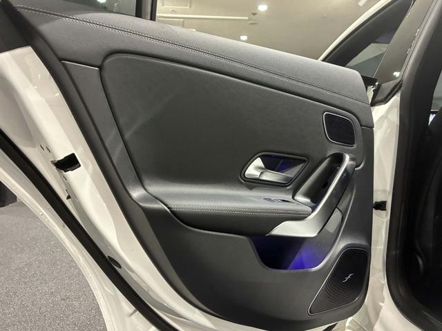 CLAクラス シューティングブレーク CLA200dシューティングブレークアーバンスターズ アドバンスドパッケージ ナイトパッケージ付 MBUX アンビエントライト64色(29枚目)
