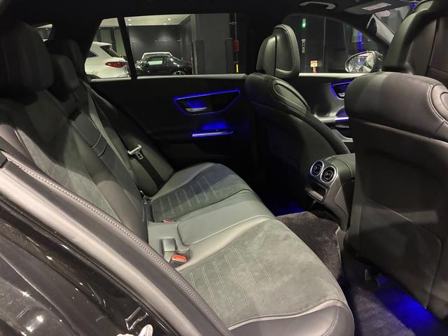Ｃクラスステーションワゴン Ｃ２００ステーションワゴンアバンギャルドＡＭＧライン　パノラミックスライディングルーフ　ベーシックパッケージ　リアアクスルステアリング　６４色アンビエントライト　メルセデスミーコネクト搭載車（16枚目）