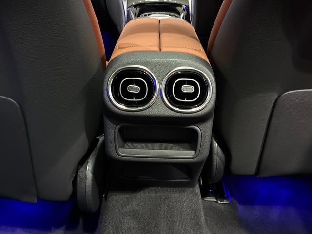 ＧＬＣ ＧＬＣ３５０ｅ４ＭスポツＥＤスタＡＭＧレザエクスクＰ　パノラミックスライディングルーフ　本革シート（シエナブラウン）　シートベンチレーター　ヘッドアップディスプレイ　Ｂｕｒｍｅｓｔｅｒサウンド　エアバランスパッケージ（49枚目）