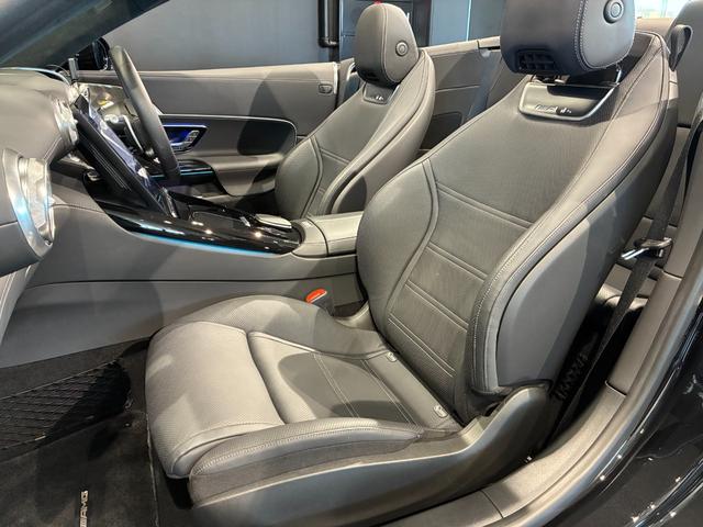 ＳＬ ＳＬ４３　ヘッドアップディスプレイ　２０インチアルミホイール　イエローキャリパー　ソフトトップ（レッド）　ＭＢＵＸ　６４色アンビエントライト　マルチビームＬＥＤヘッドライト　本革ナッパレザーシート（25枚目）