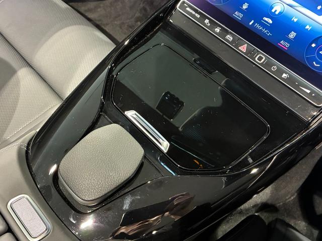 ＳＬ ＳＬ４３　ヘッドアップディスプレイ　２０インチアルミホイール　イエローキャリパー　ソフトトップ（レッド）　ＭＢＵＸ　６４色アンビエントライト　マルチビームＬＥＤヘッドライト　本革ナッパレザーシート（43枚目）