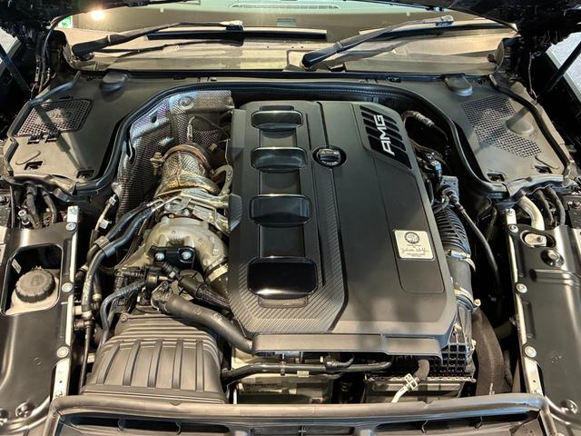 ＳＬ ＳＬ４３　ヘッドアップディスプレイ　２０インチアルミホイール　イエローキャリパー　ソフトトップ（レッド）　ＭＢＵＸ　６４色アンビエントライト　マルチビームＬＥＤヘッドライト　本革ナッパレザーシート（47枚目）